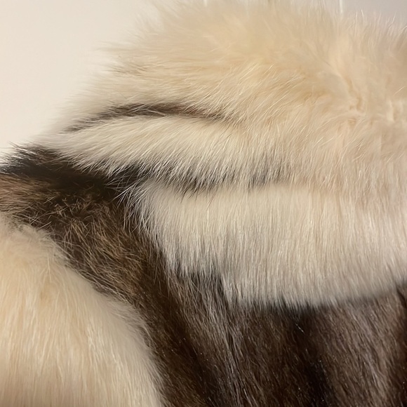 🍾HP🍾Furs by Michael From Worcester, Mass Fox Fur Coat Mint Condition & Bag - Picture 11 of 16